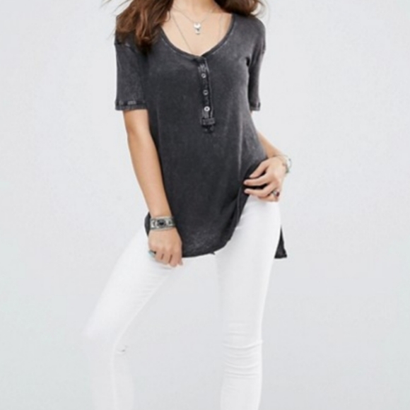 Free People Tops - We the free "downtown girl" oversized Henley!